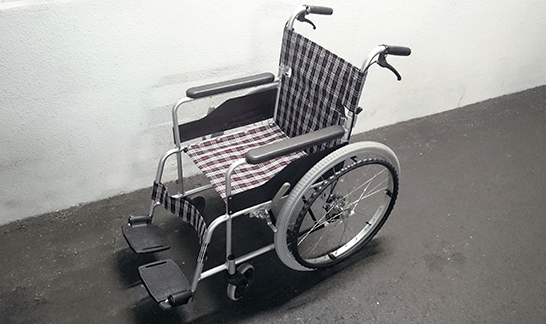 手動の車椅子